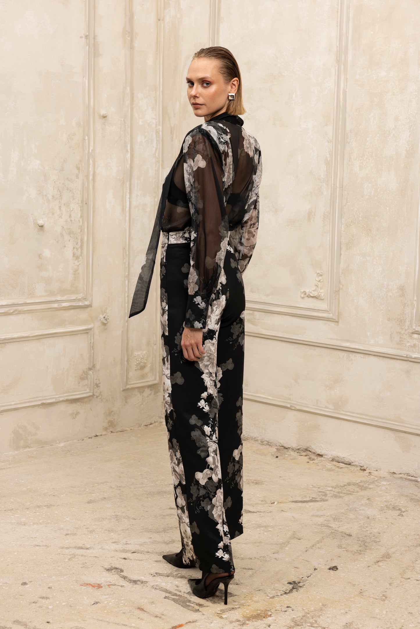 Fleur Noir Pants