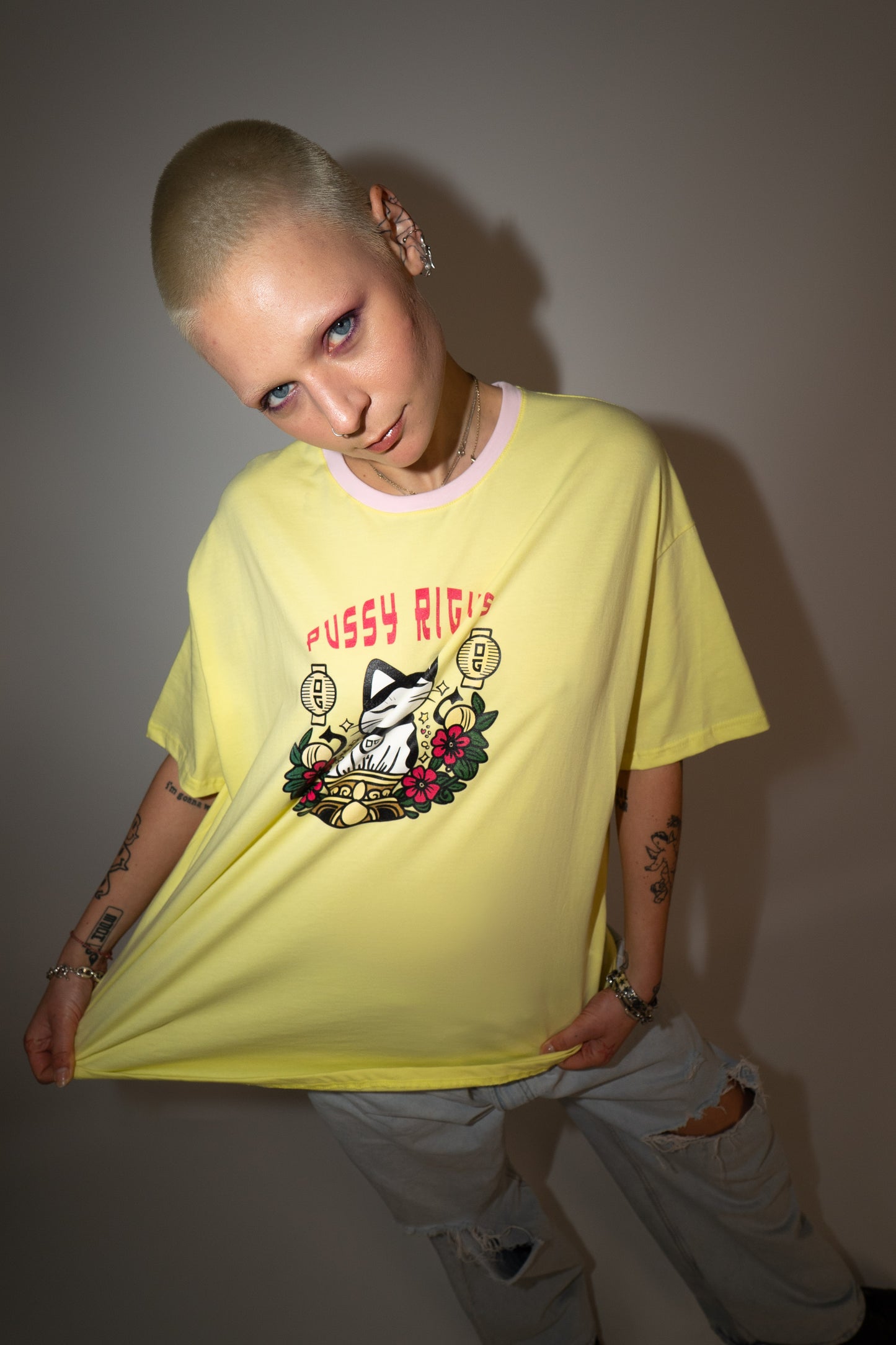 Pussy Rights Maneki Neko - T-Shirt