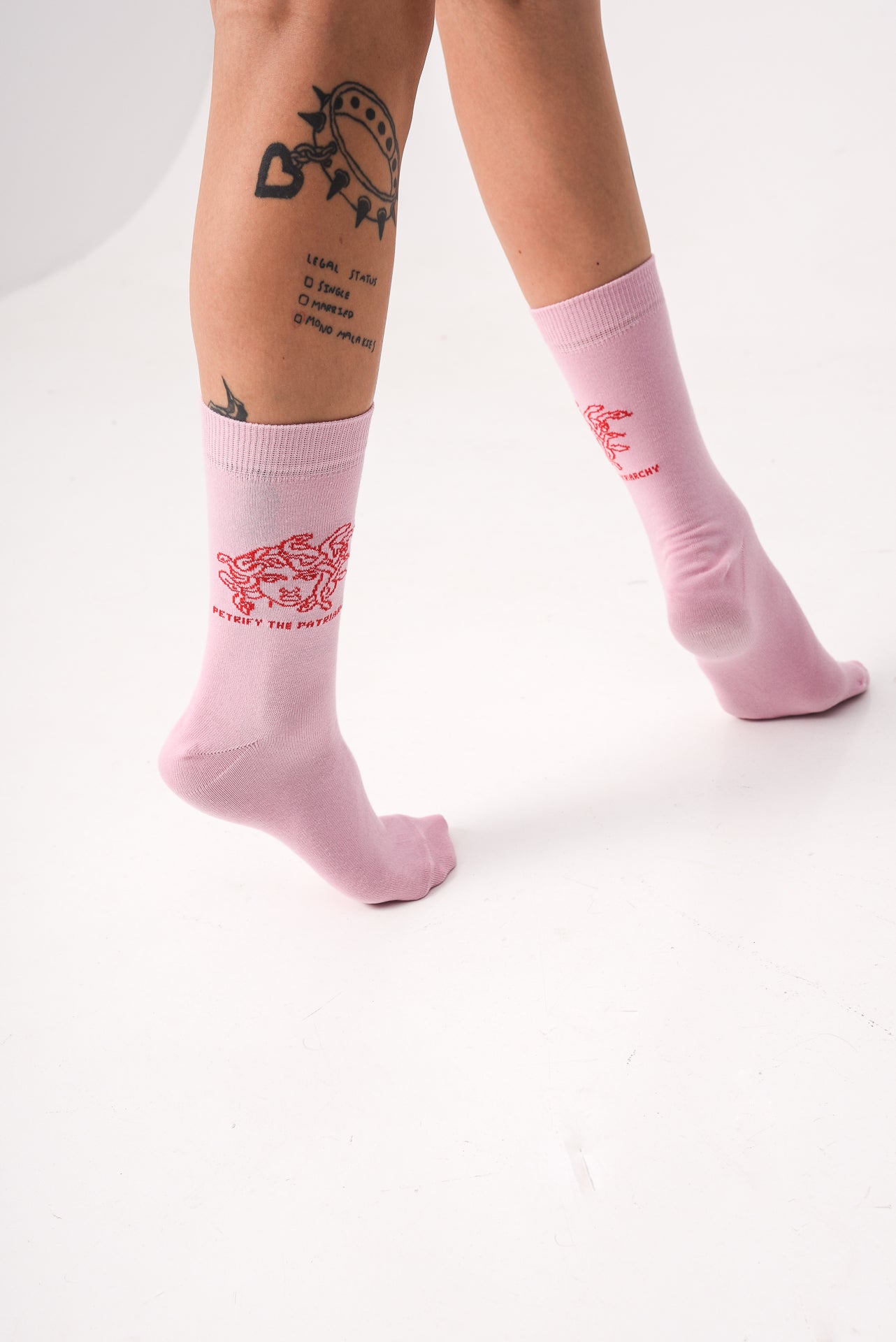 Petrify the patriarchy - Socks