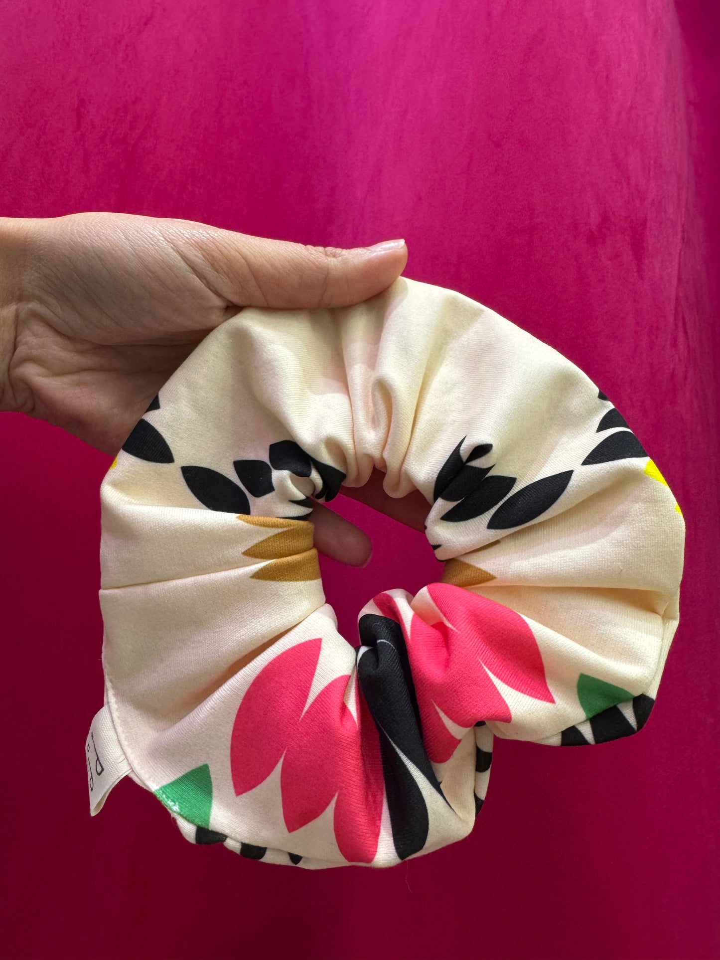 Cream Aztek Scrunchie XXLarge Σούρα Μαλλιών Petit Boutik