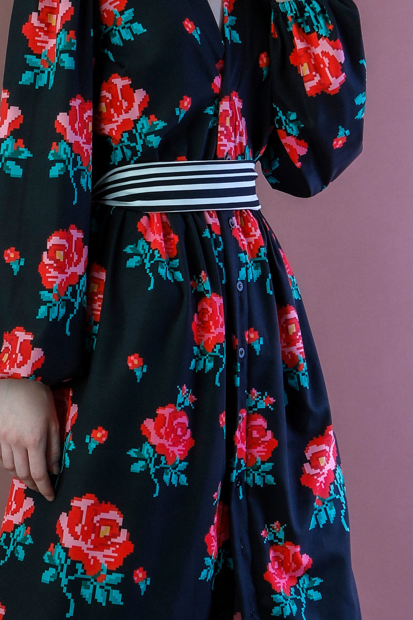 Olivia Dress - Roses