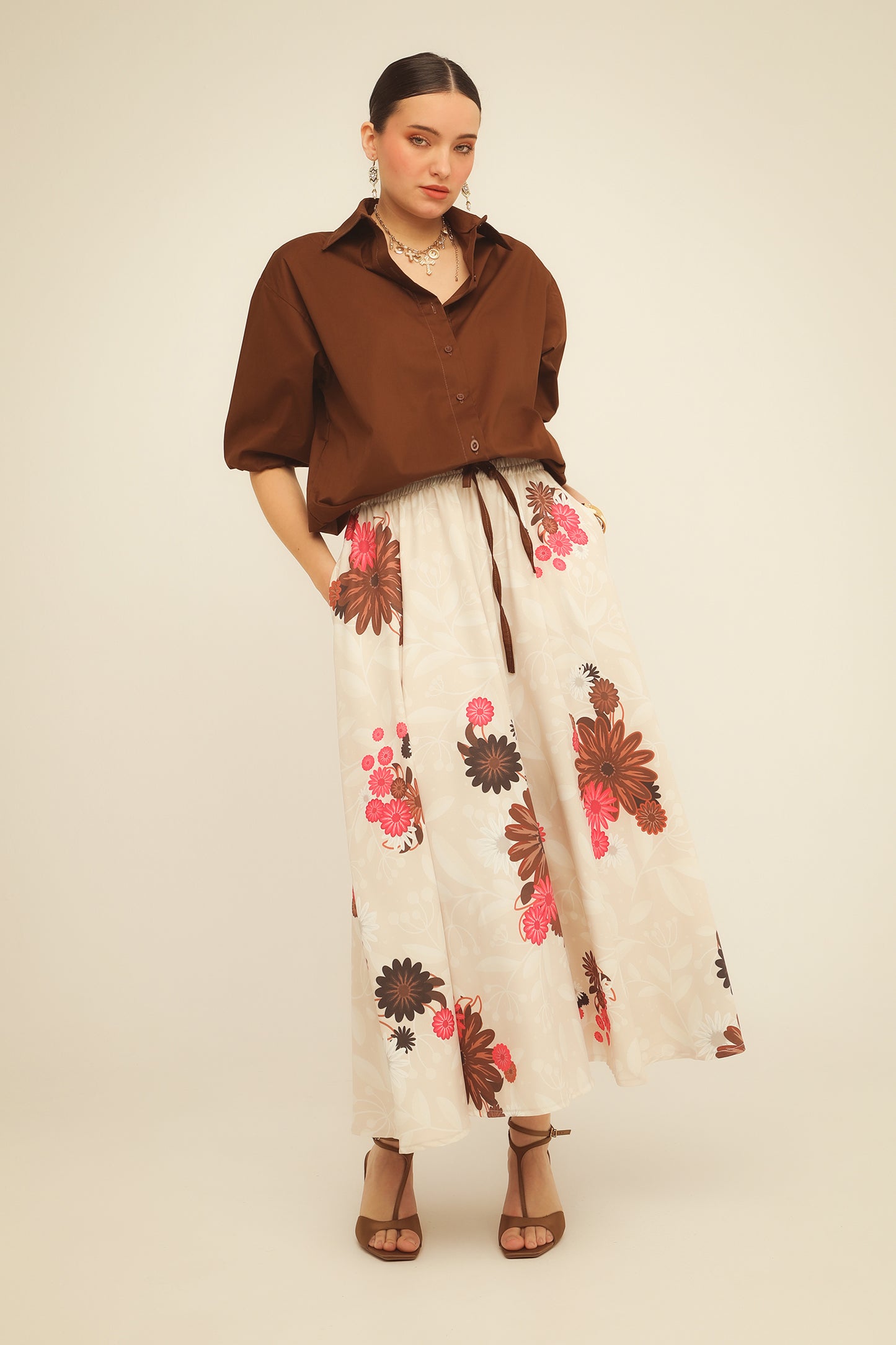 PEARL SKIRT (BROWN)