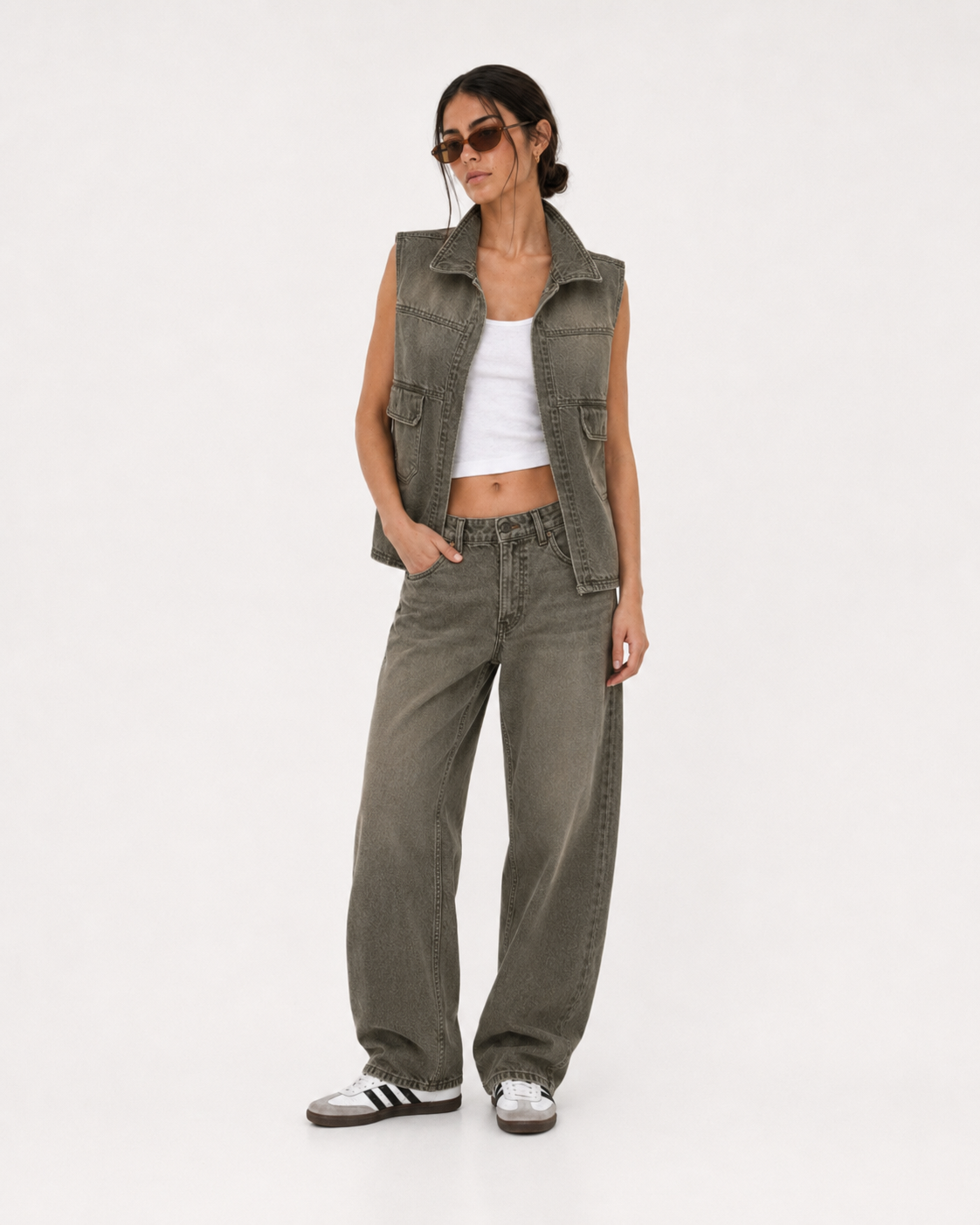 Adel Vest Mold Green