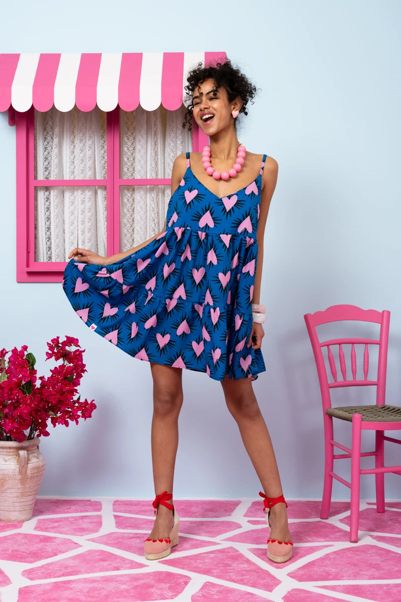 Beverly Short Dress Blue Hearts Pink Spikes Τιραντέ Φόρεμα με Ζώνη & Τσέπες Petit Boutik
