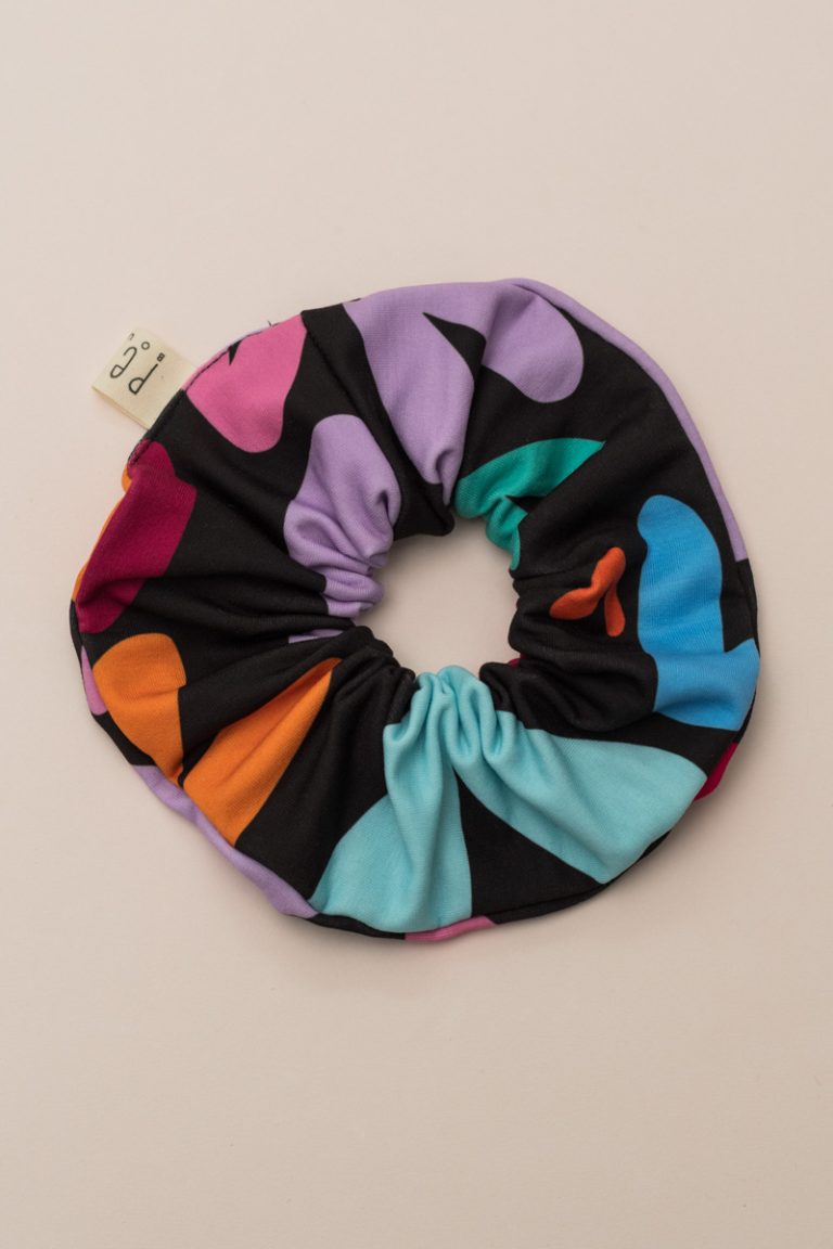 Black Multi Hearts Scrunchie XXLarge Σούρα Μαλλιών Petit Boutik