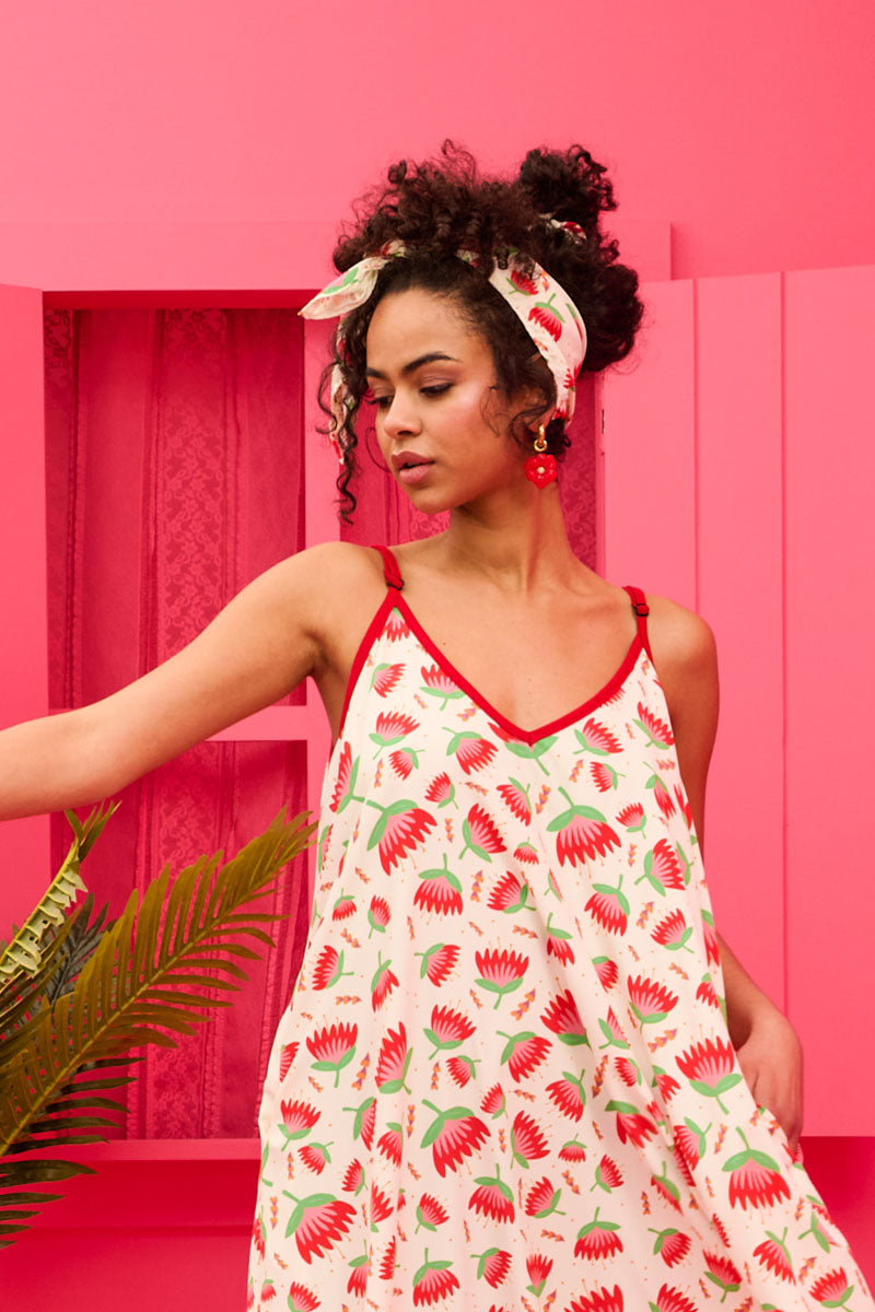 Matina Dress Cream Red Flowers Φόρεμα με Ζώνη & Τσέπες Petit Boutik