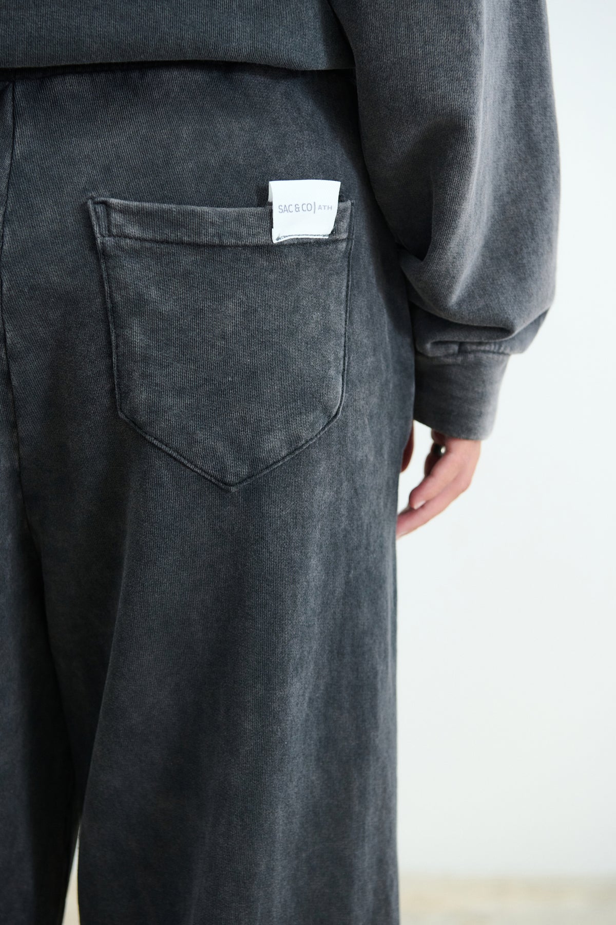 Stella Stone Black Zip SET