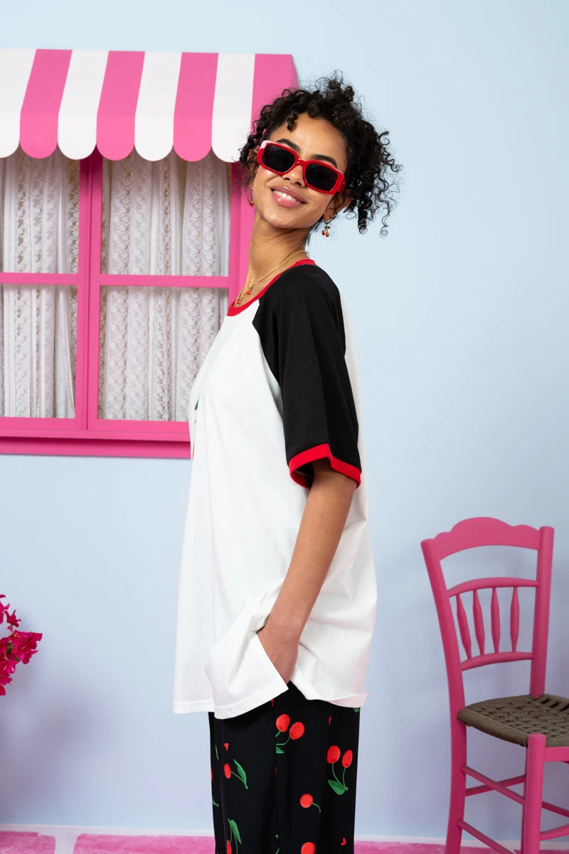 T-shirt Reglan White Black Cherries Κοντομάνικο Μπλουζάκι Petit Boutik