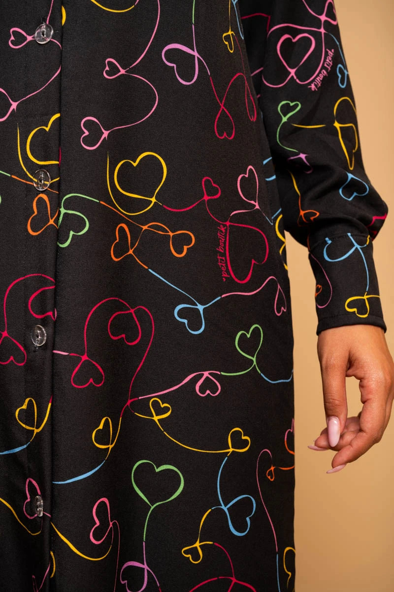 Saly Shirt Dress Black Connecting Hearts Σεμιζιέ Φόρεμα με Τσέπες & Ζώνη Petit Boutik