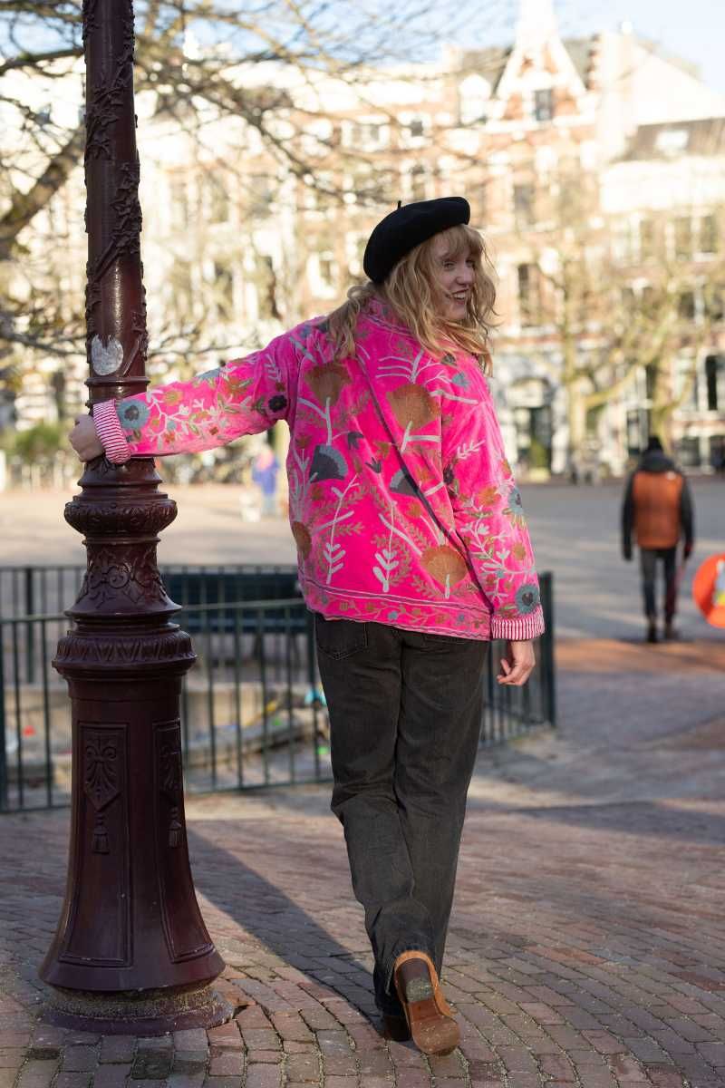 Embroidery jacket – Hot pink with floral Suzani embroidery