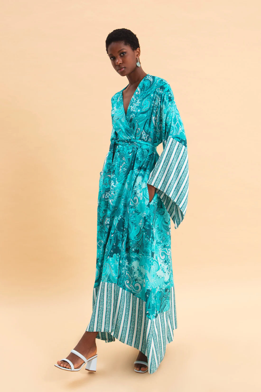 PAISLEY WAVES 100% VISCOSE KIMONO