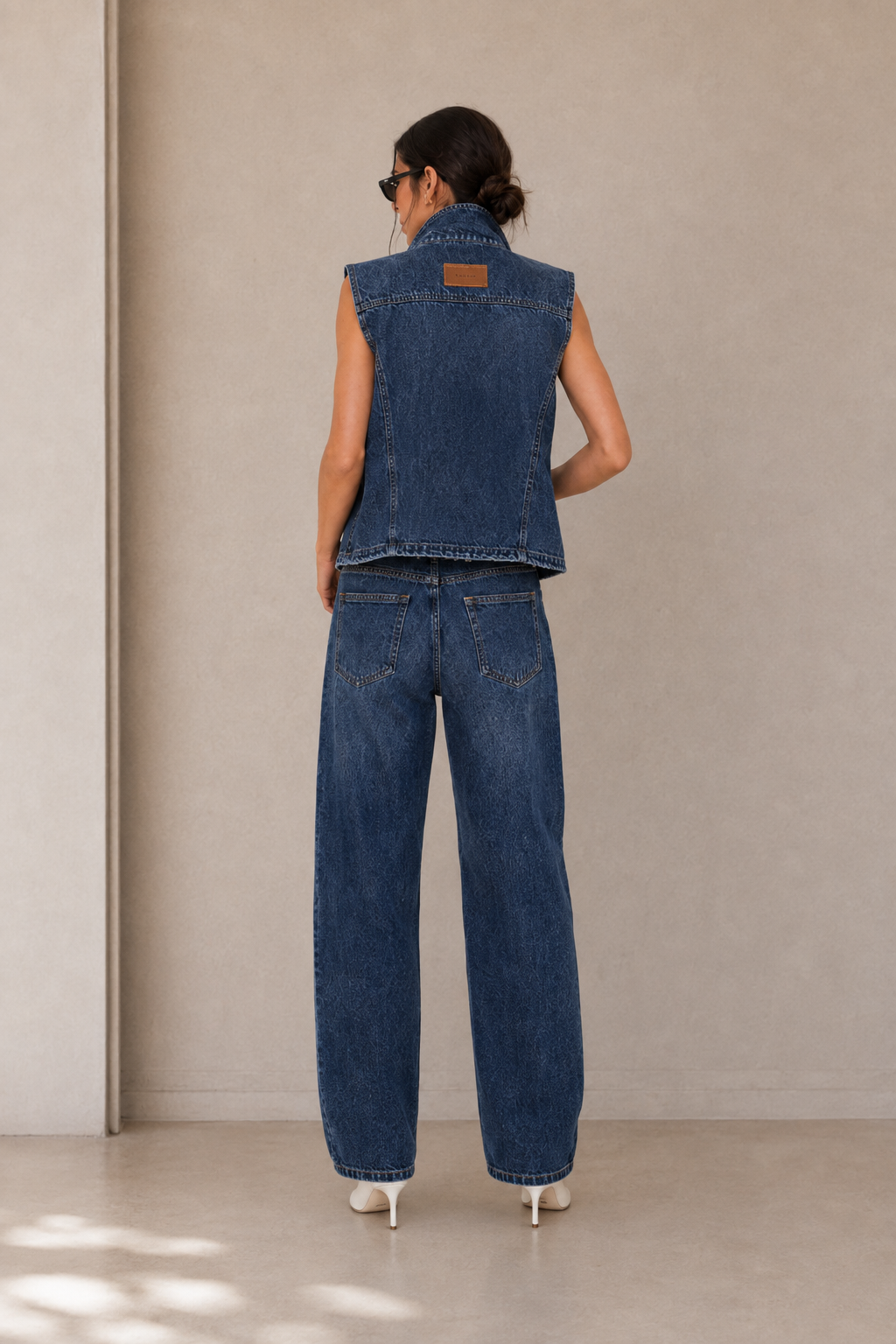 Adel Vest Ocean Blue