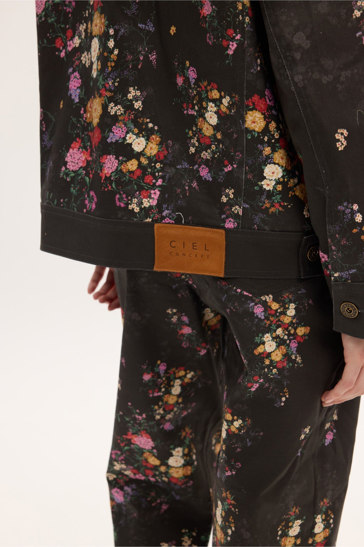 ELIZA JEAN JACKET