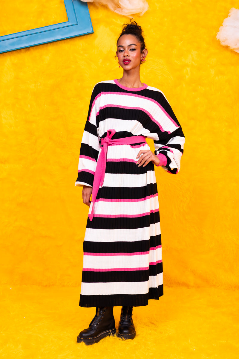Natalie Knitted Dress Black and White Stripes Φόρεμα με Ζώνη Petit Boutik