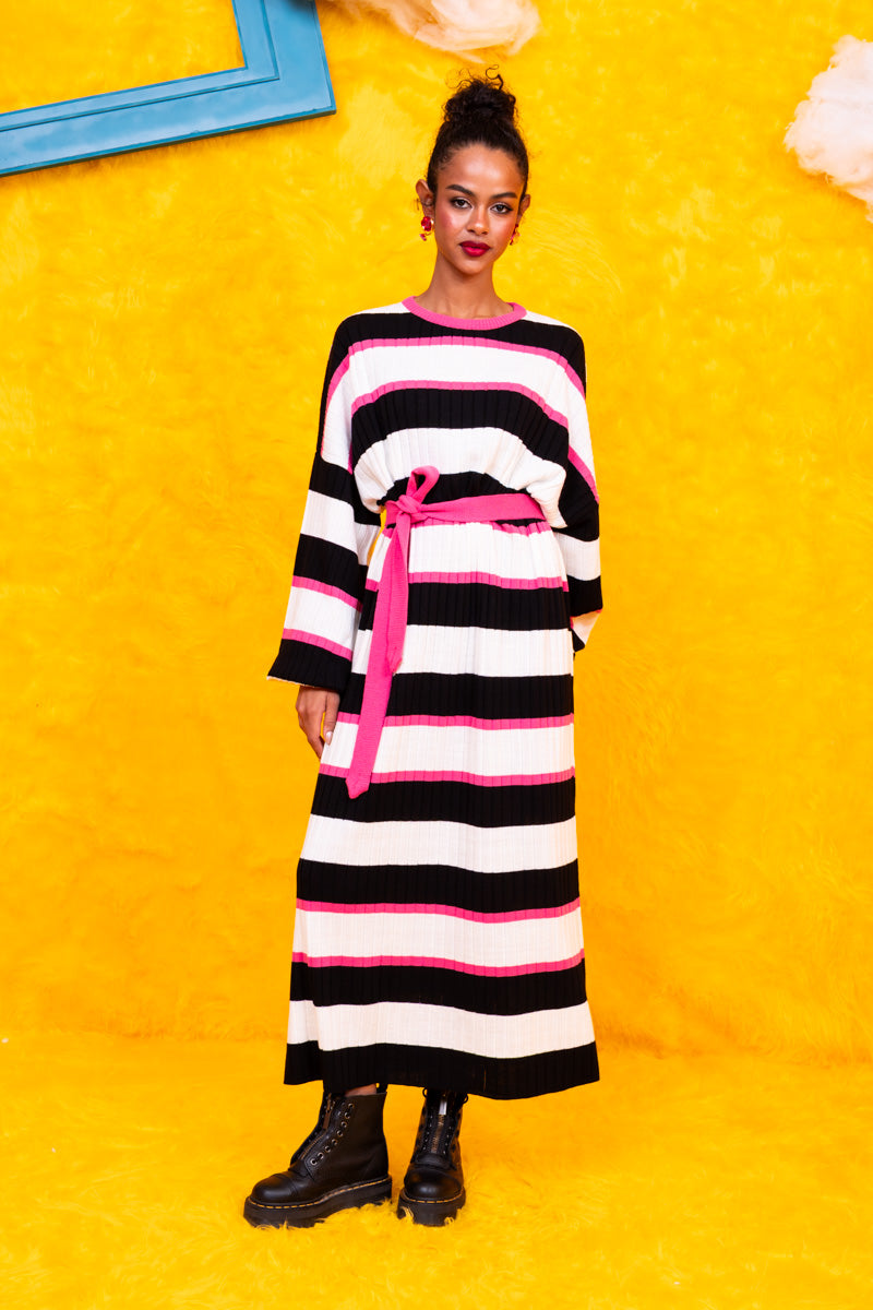 Natalie Knitted Dress Black and White Stripes Φόρεμα με Ζώνη Petit Boutik