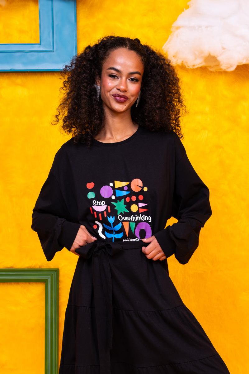 Noelia Frill Dress Stop Overthinking Μαύρο Φούτερ Φόρεμα με Ζώνη Petit Boutik