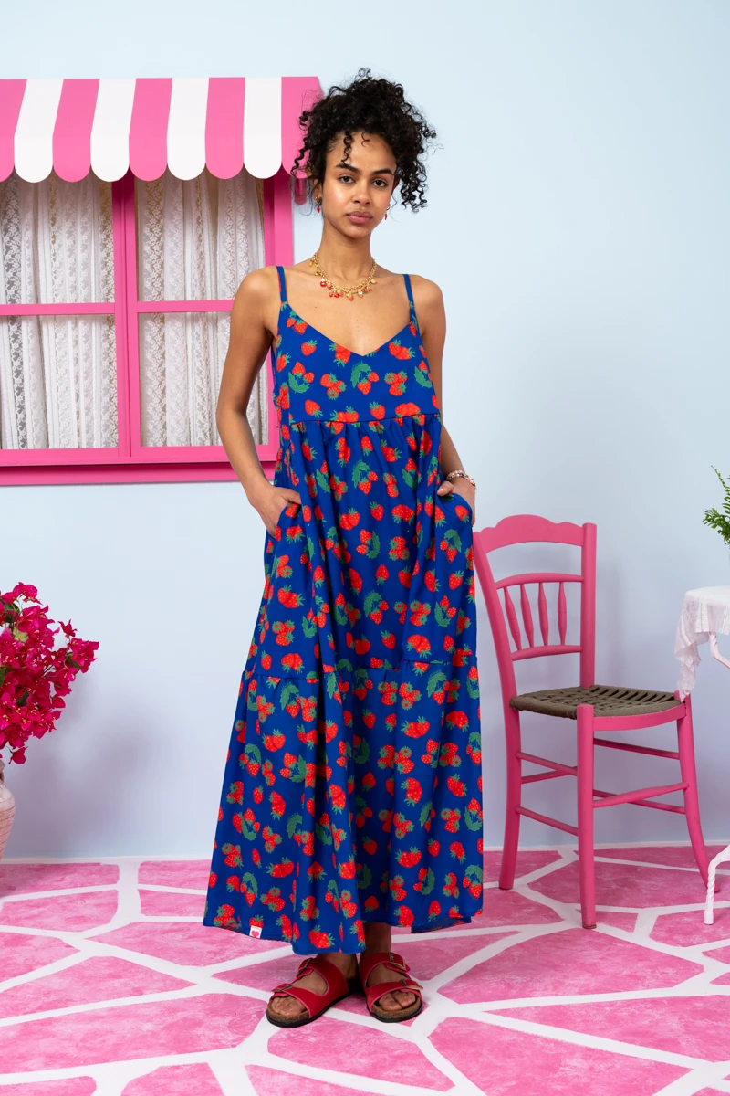 Athena Dress Blue Red Strawberries Φόρεμα με Ζώνη & Τσέπες Petit Boutik