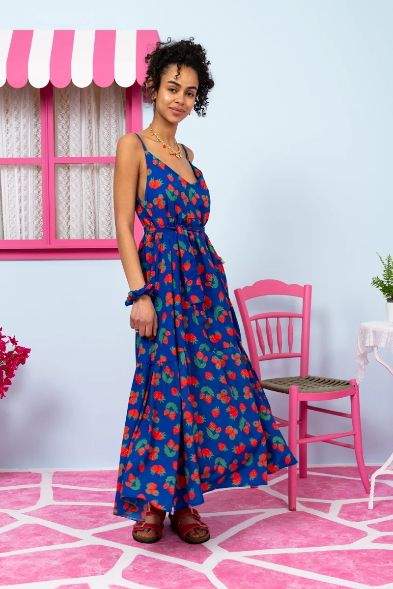 Athena Dress Blue Red Strawberries Φόρεμα με Ζώνη & Τσέπες Petit Boutik
