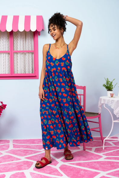 Athena Dress Blue Red Strawberries Φόρεμα με Ζώνη & Τσέπες Petit Boutik