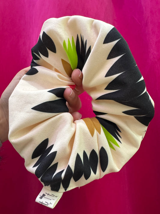 Cream Aztek Scrunchie XXLarge Σούρα Μαλλιών Petit Boutik