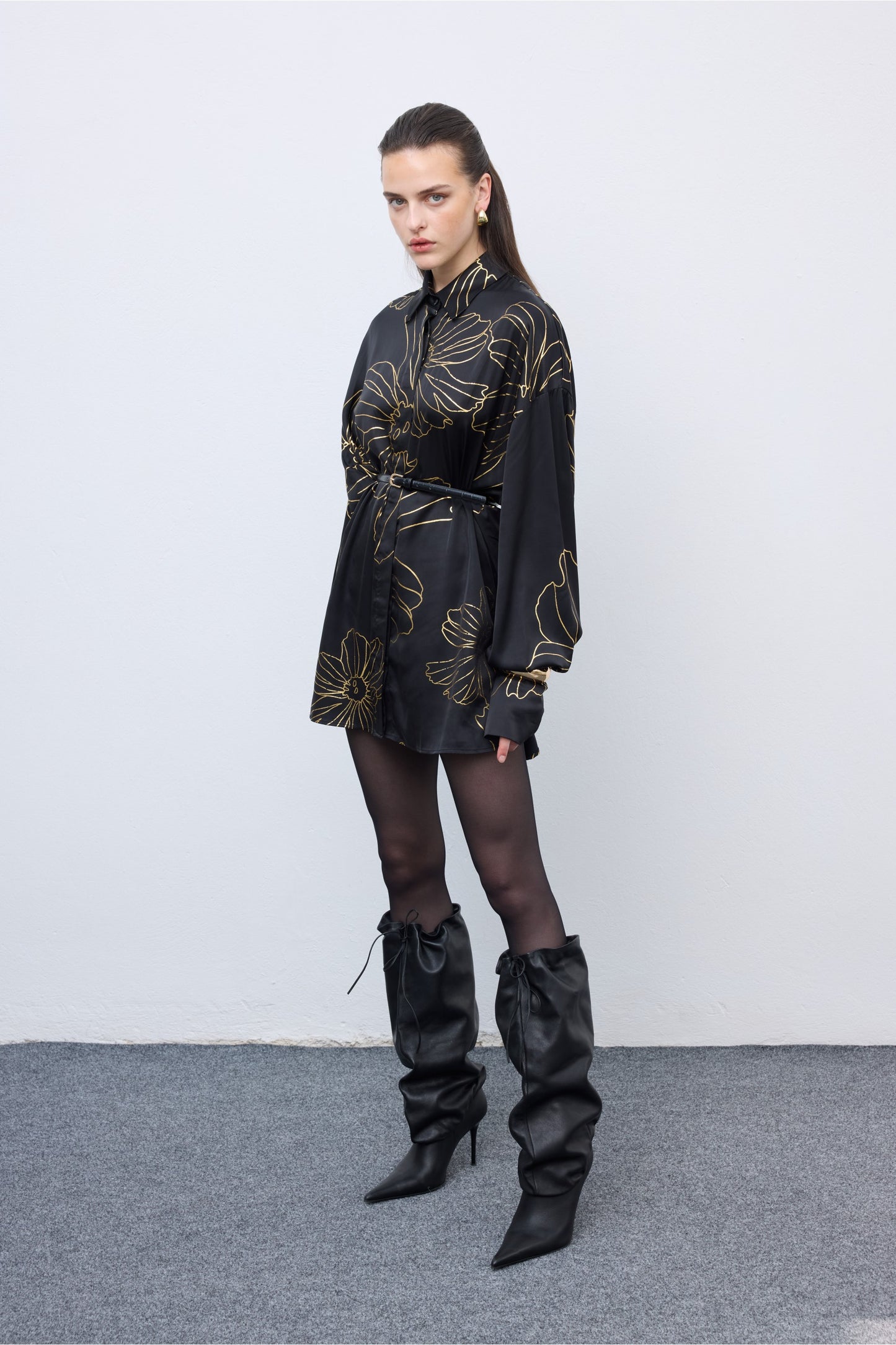 Gold Lines Shirt Black