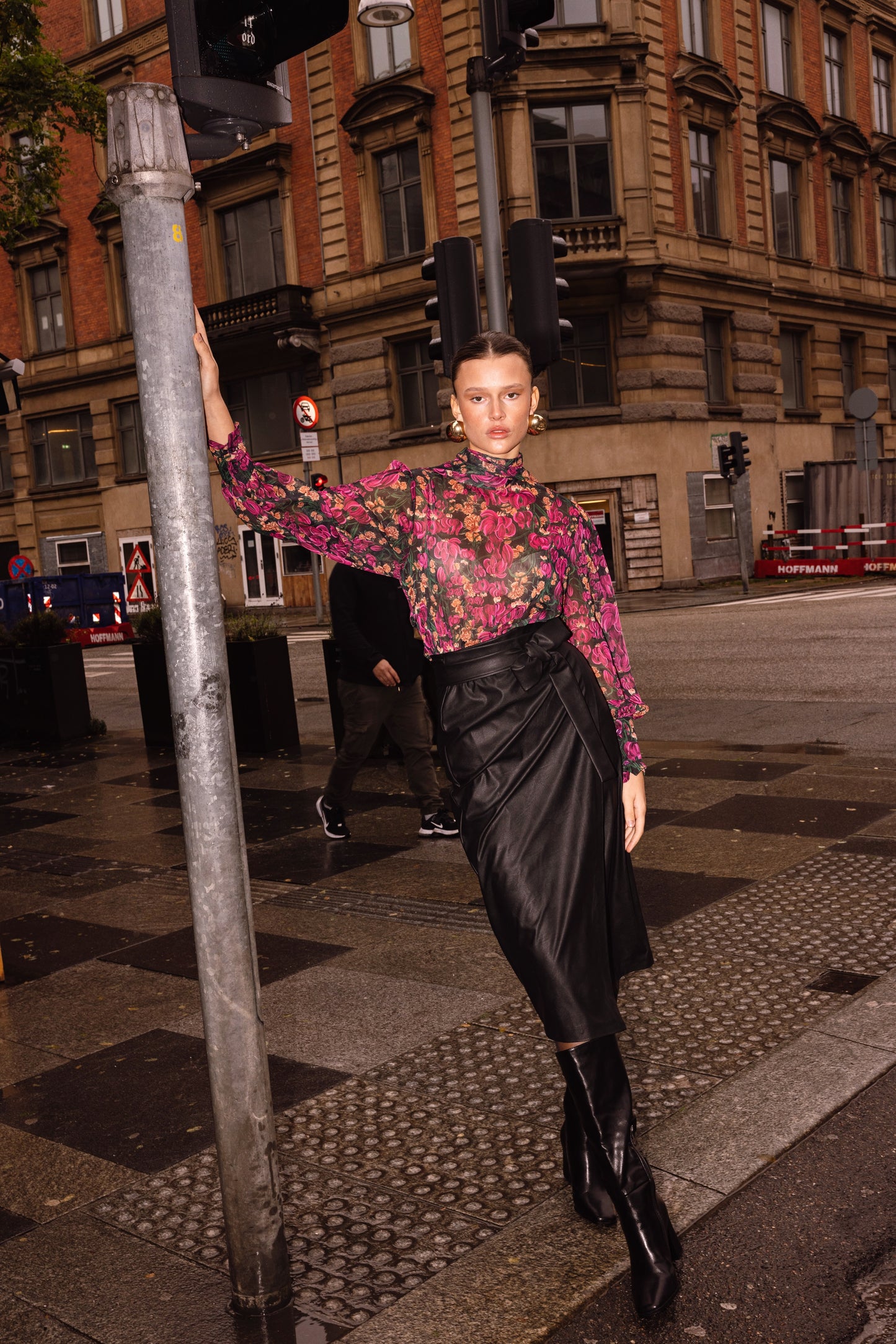 Vegan leather polymorphic midi skirt