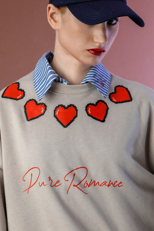 PURE ROMANCE SWEATSHIRT - BEIGE HEARTS