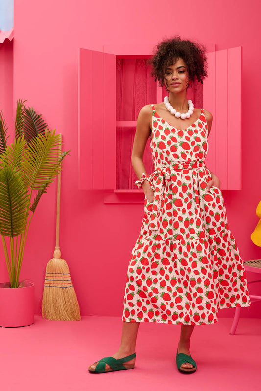 Athena Dress White Strawberries Φόρεμα με Ζώνη & Τσέπες Petit Boutik