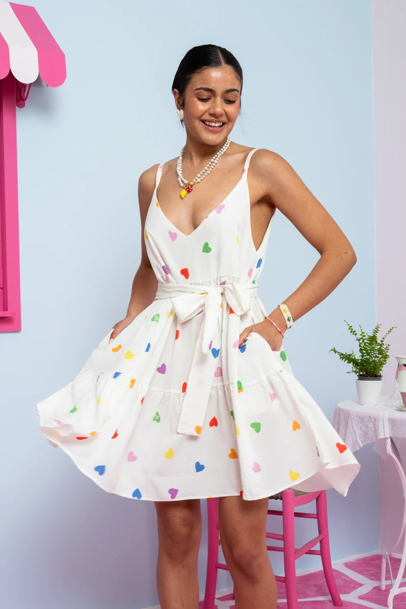 Beverly Short Dress Vis Cream Hearts Rainbow Color Τιραντέ Φόρεμα με Ζώνη & Τσέπες Petit Boutik