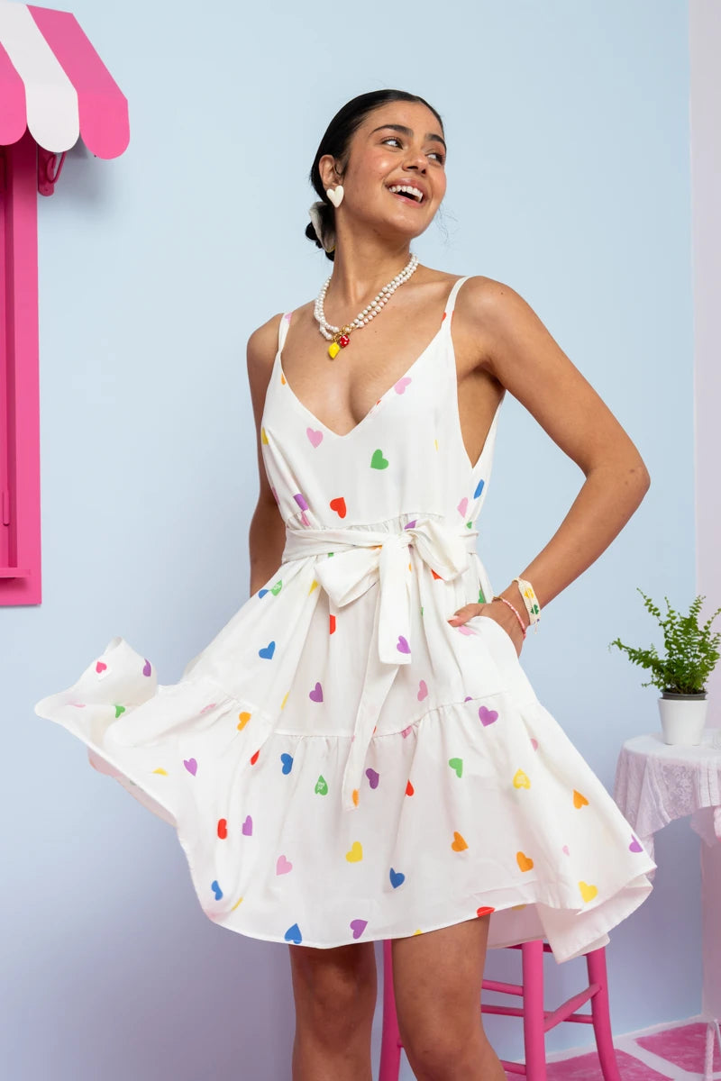 Beverly Short Dress Vis Cream Hearts Rainbow Color Τιραντέ Φόρεμα με Ζώνη & Τσέπες Petit Boutik
