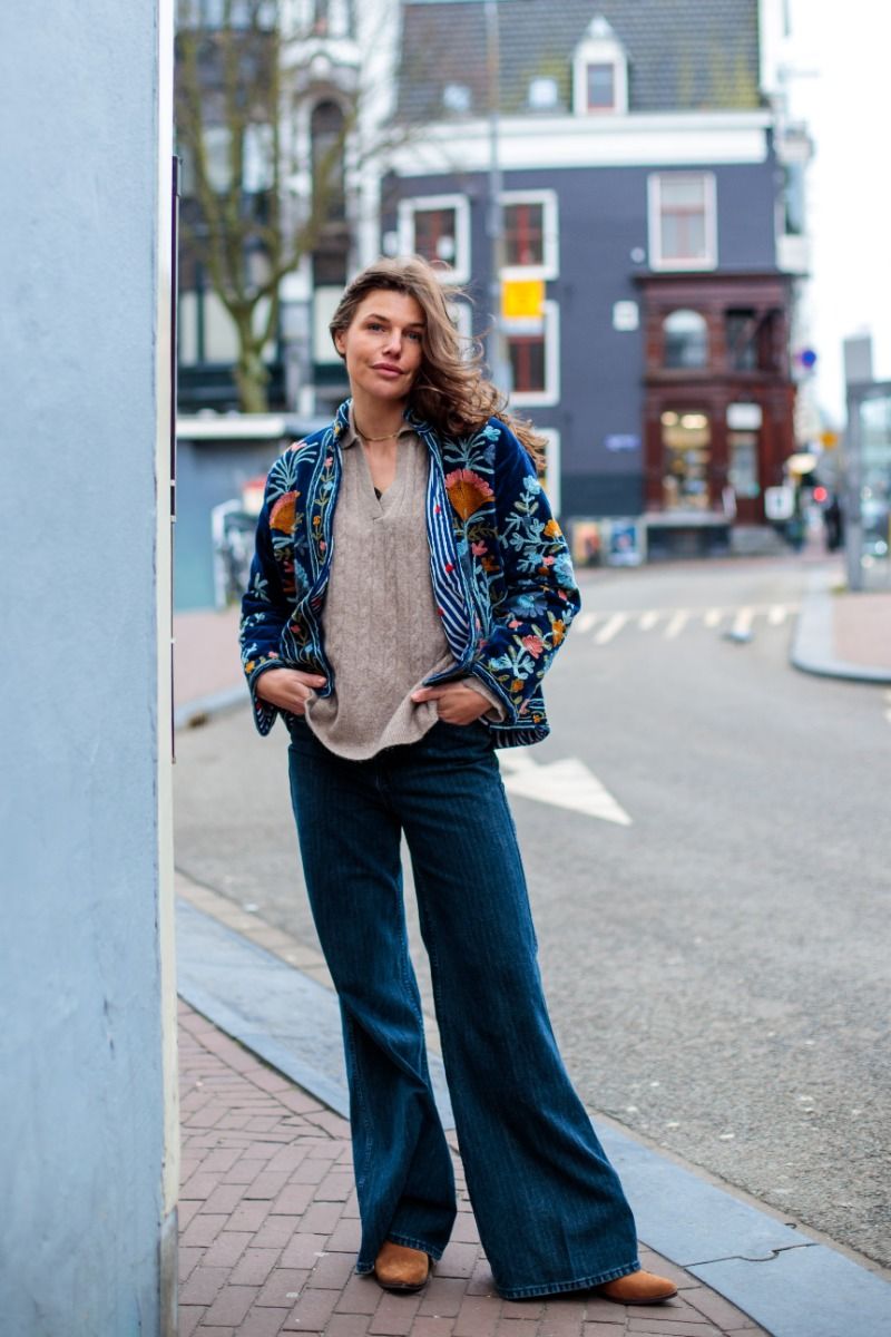 Embroidered velvet jacket – Ocean blue with multicolor Suzani embroidery