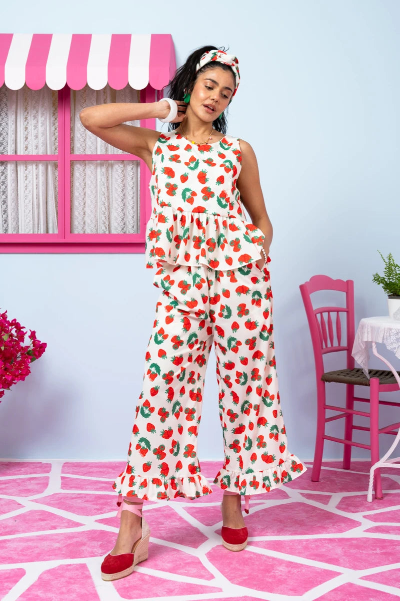 Jo Pants Frill White Red Strawberries Παντελόνα με Τσέπες Petit Boutik