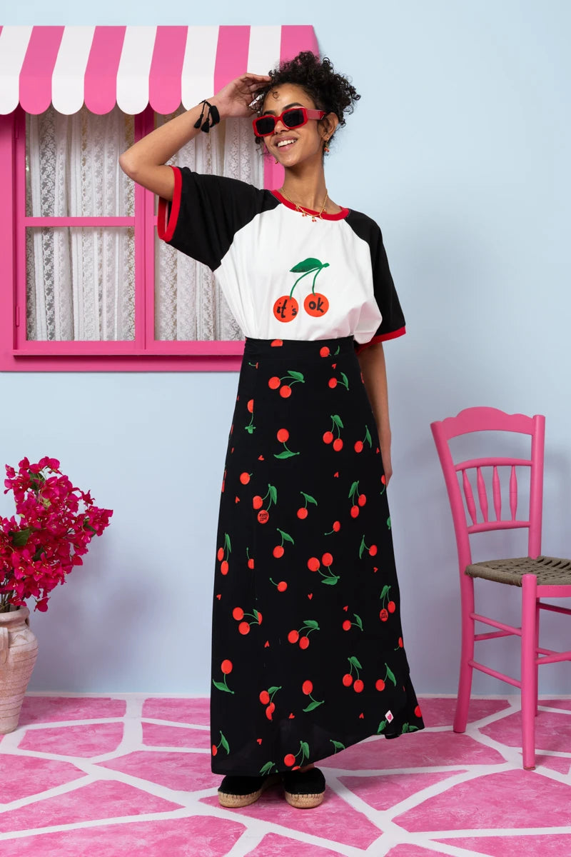 T-shirt Reglan White Black Cherries Κοντομάνικο Μπλουζάκι Petit Boutik