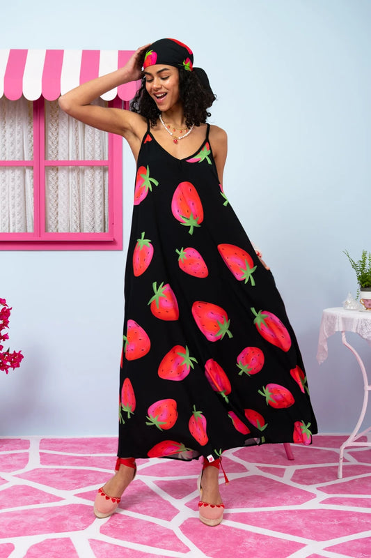 Matina Dress Vis Black Big Strawberries Φόρεμα με Ζώνη & Τσέπες Petit Boutik