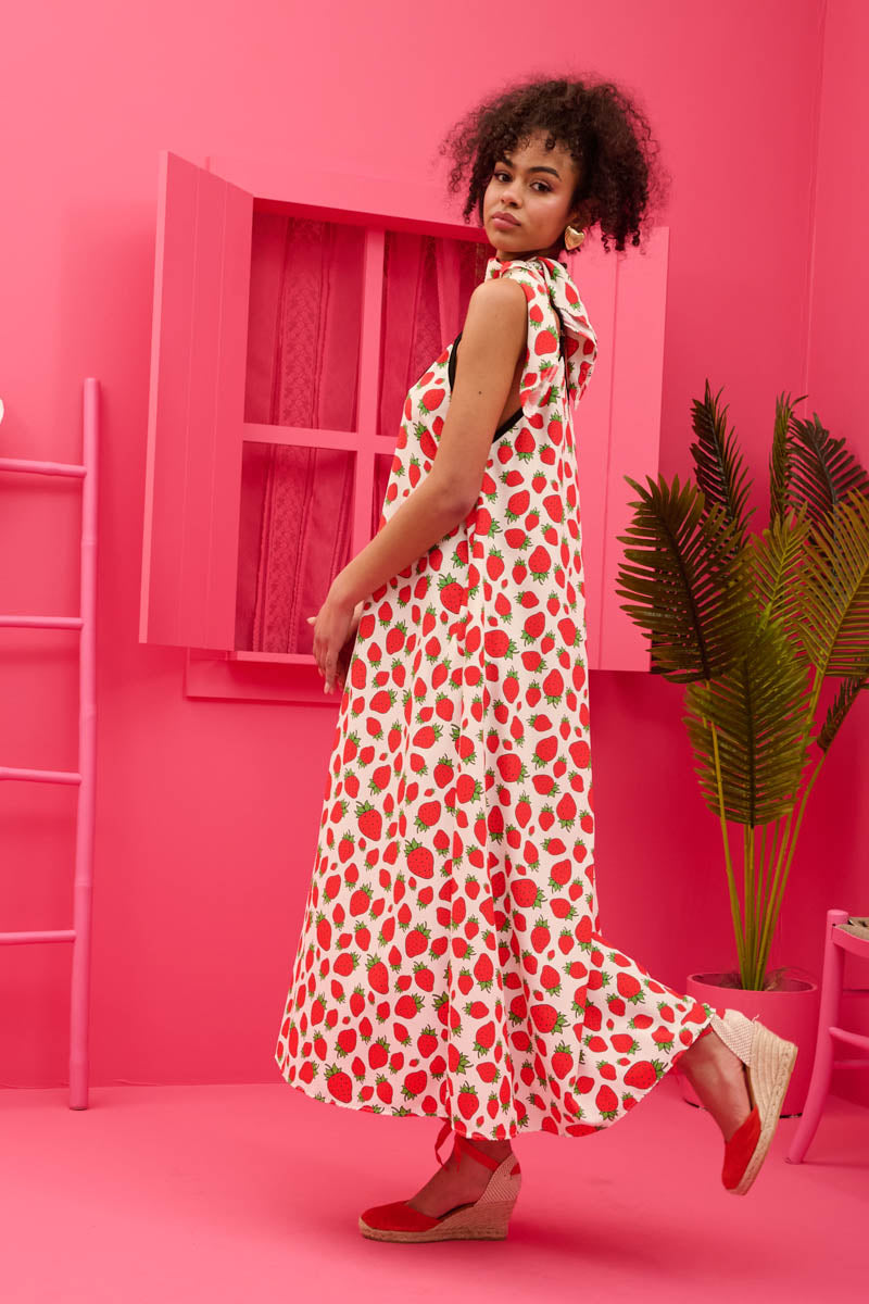 Matina Dress White Strawberries Φόρεμα με Ζώνη & Τσέπες Petit Boutik