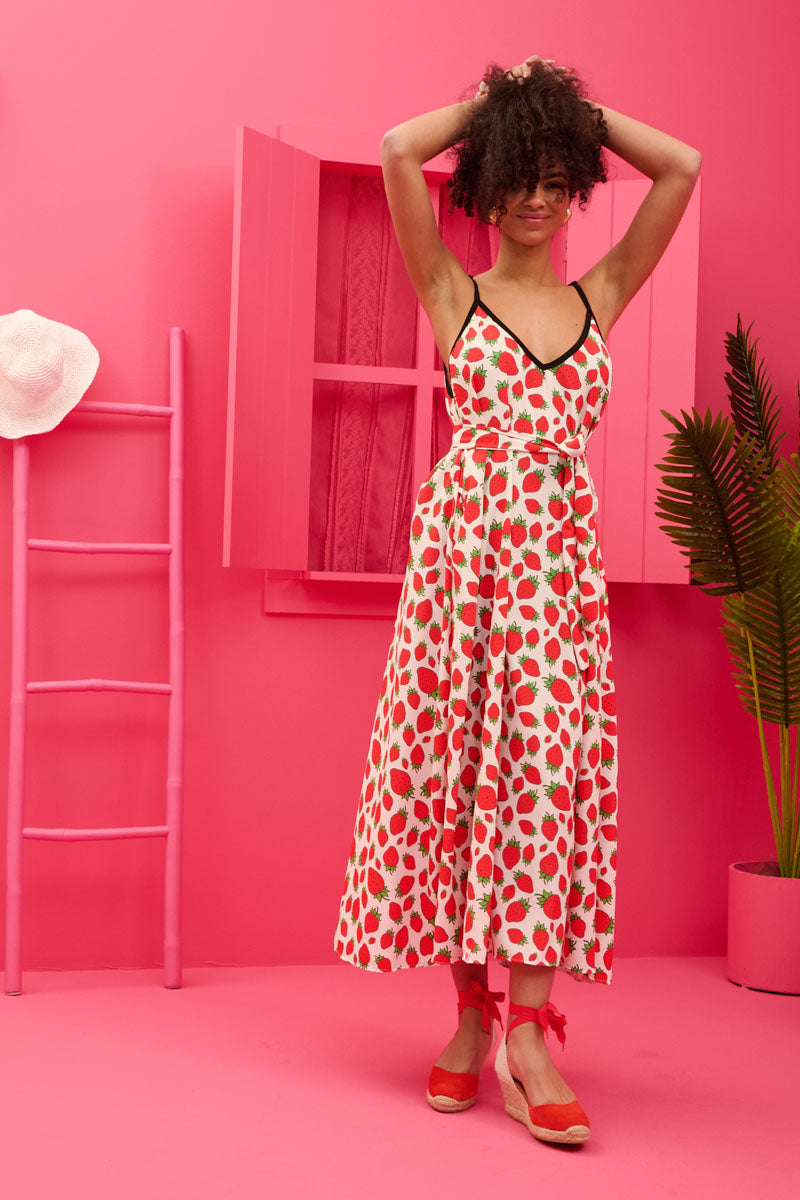 Matina Dress White Strawberries Φόρεμα με Ζώνη & Τσέπες Petit Boutik
