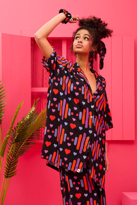 Maya Shirt Vis Black Game Hearts Oversized Πουκάμισο Petit Boutik