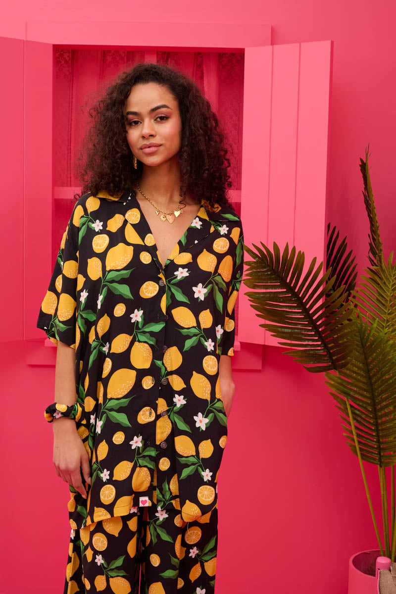 Maya Shirt Vis Black Lemons Oversized Πουκάμισο Petit Boutik