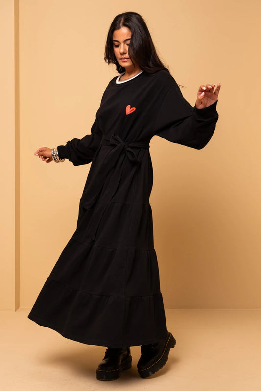 Noelia Frill Dress Follow Your Heart Μαύρο Φούτερ Φόρεμα με Ζώνη Petit Boutik