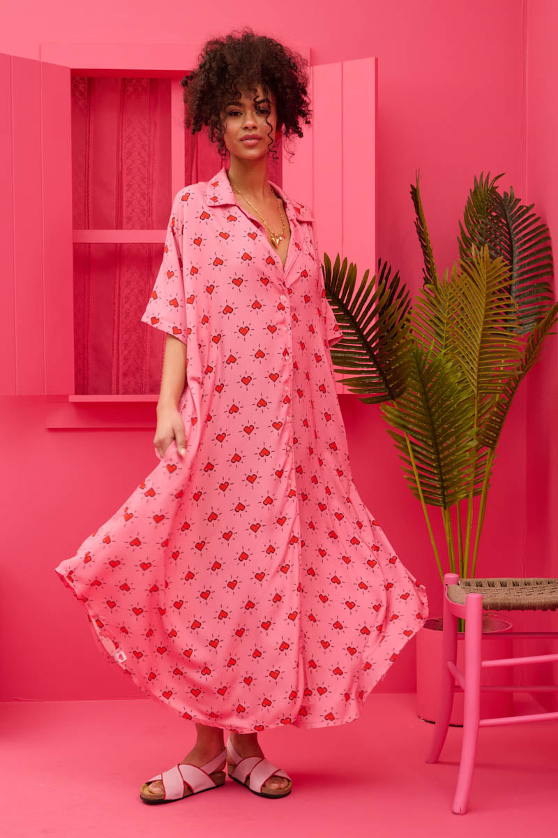 Olia Shirt Dress Vis Pink Hearts Pixel Σεμιζιέ Φόρεμα με Ζώνη & Τσέπες Petit Boutik