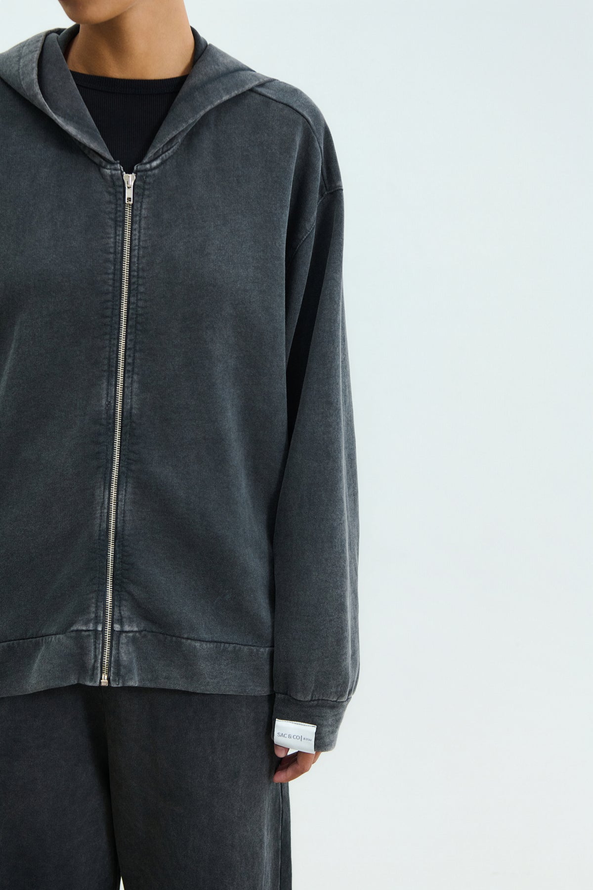 Stella Stone Black Zip SET