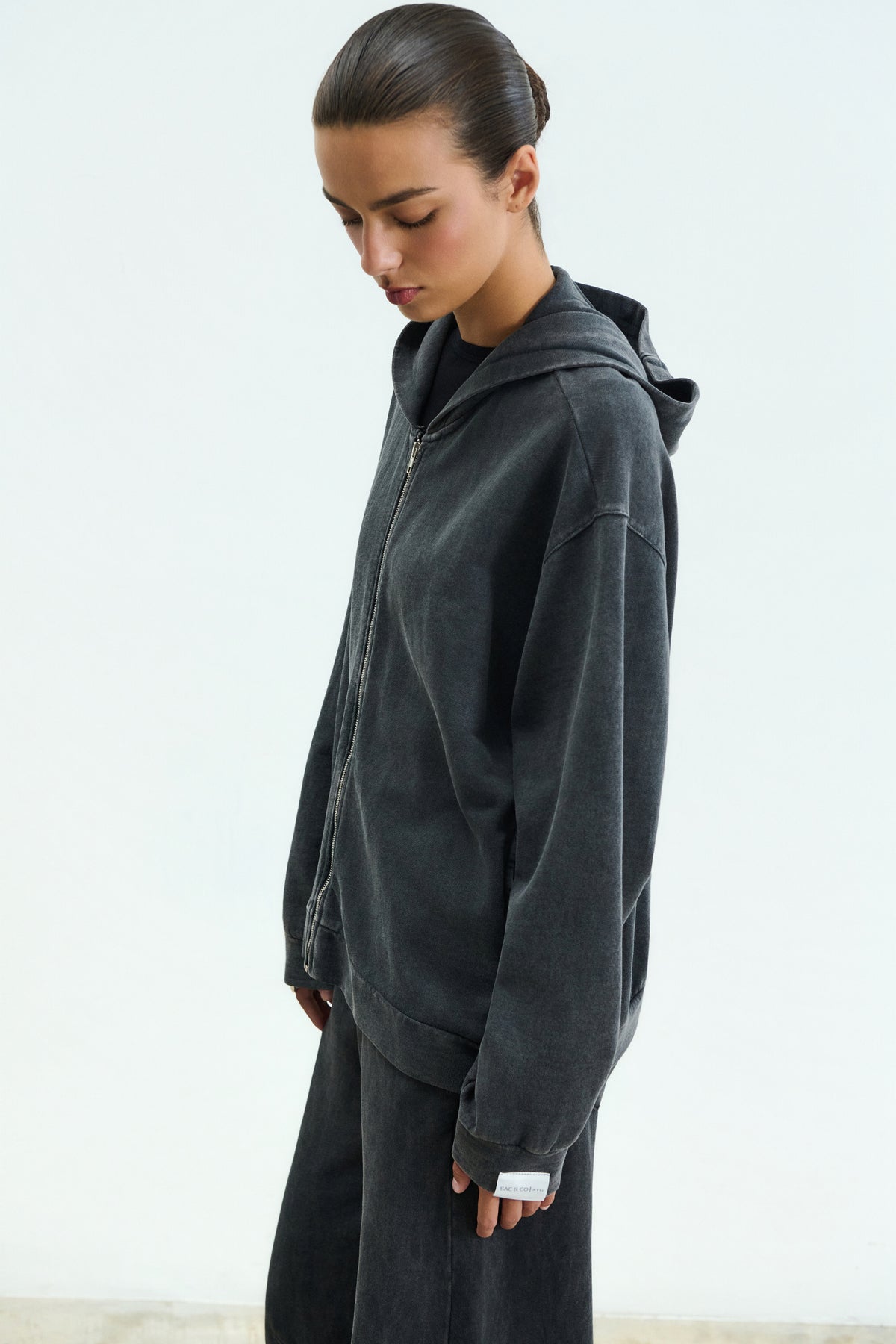 Stella Stone Black Zip SET