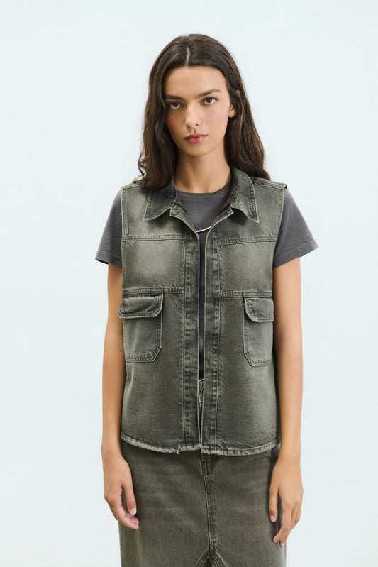 Adel Vest Mold Green