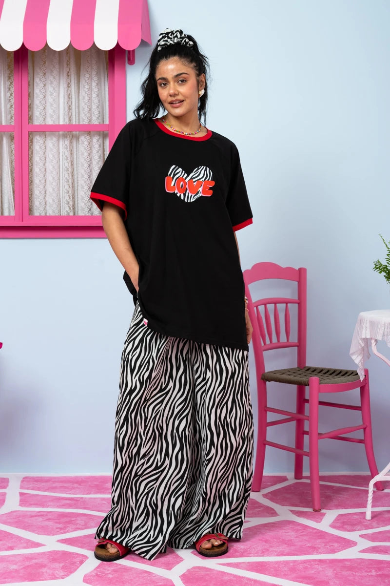 T-shirt Reglan Blouse Μαύρο Zebra Heart “Love” Κοντομάνικο Μπλουζάκι Petit Boutik