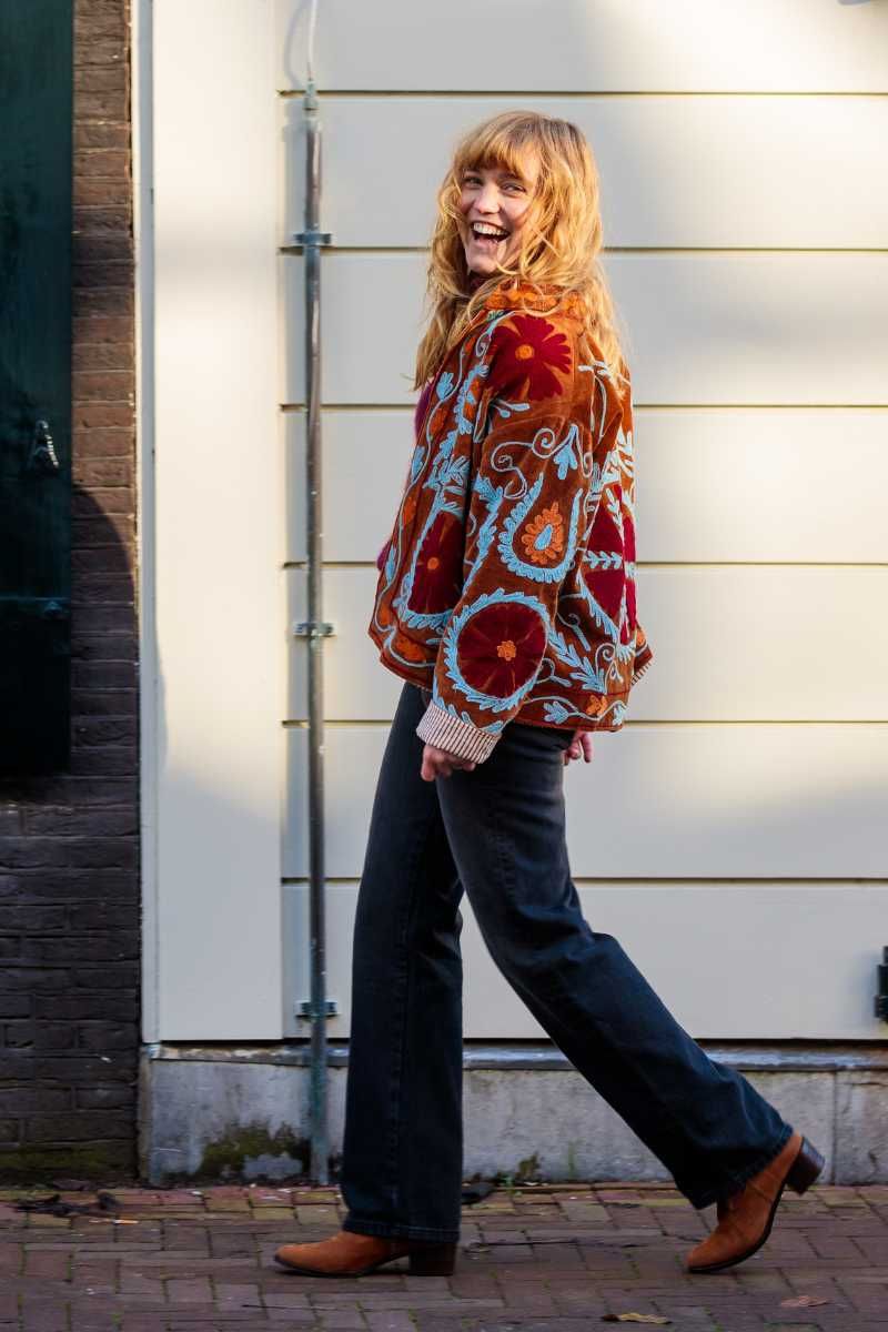 Suzani Jacket – Brown-amber with red floral embroidery