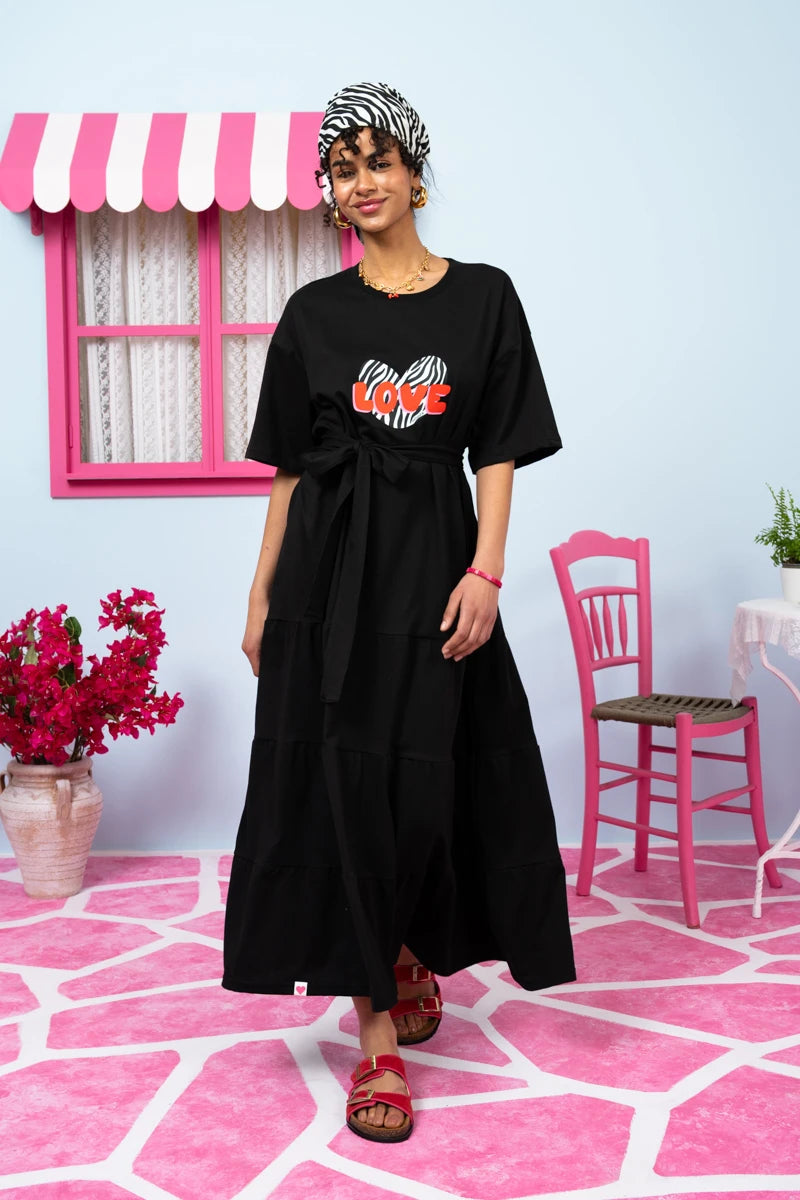 Yama T-shirt Frill Dress “Love” Μαύρο Κοντομάνικο Φόρεμα με Ζώνη Petit Boutik