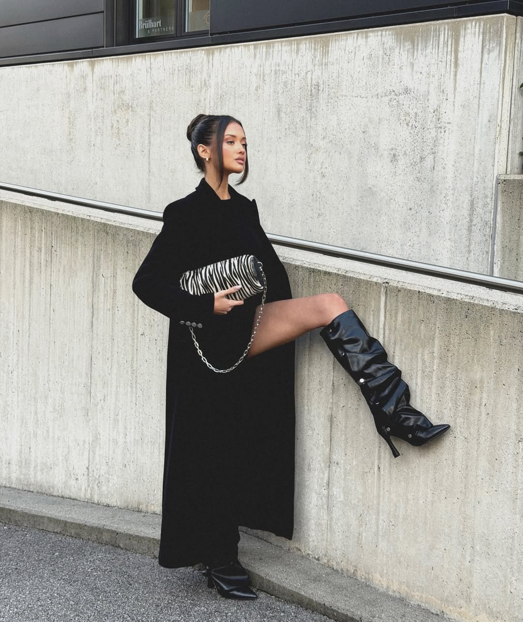 Barrel Bag (zebra ponyskin/black dolaro genuine leather)